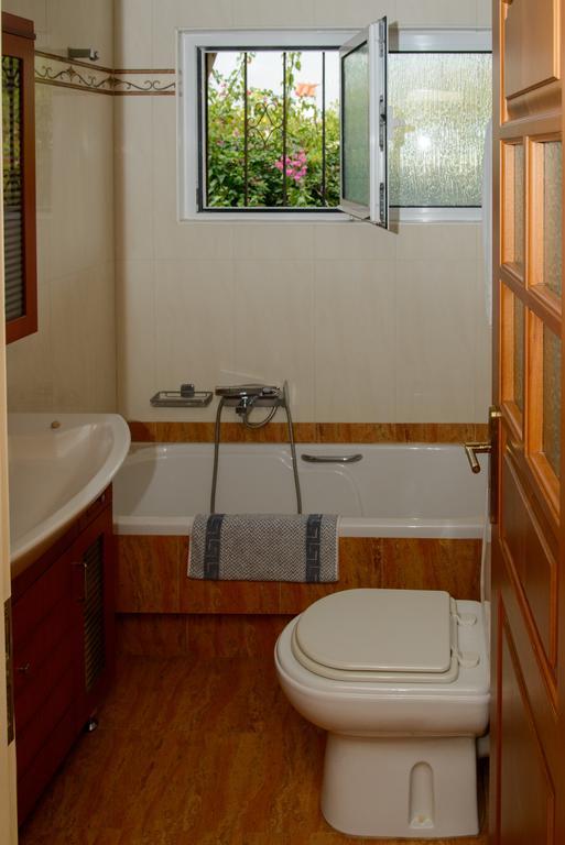 Athenian Spiti Villa อาร์เตมีดา ภายนอก รูปภาพ